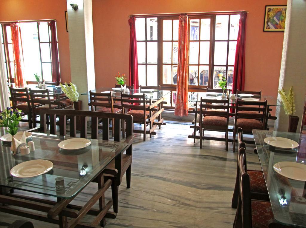 Hotel Alpine Crest Gangtok Exterior photo